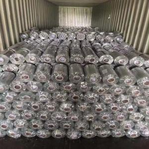 Der Metallstabilisator in PVC-Folie