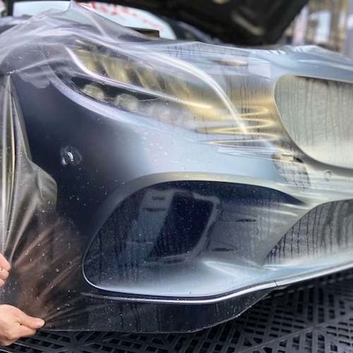 Auf PPF treten Wasserflecken und Regenflecken auf