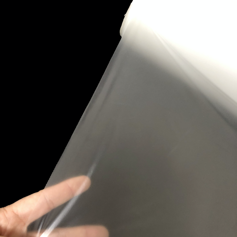 Über die hohe Temperaturbeständigkeit einer wasserdichten, atmungsaktiven Membran