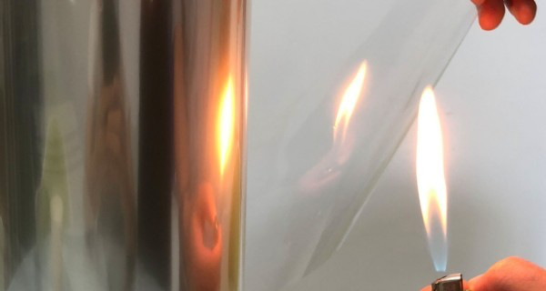 Wie unterscheidet man zwischen PVC-Folie und PET-Folie?